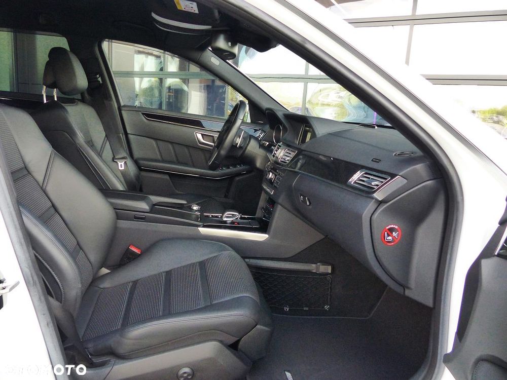 Mercedes-Benz Klasa E 63 AMG S 4-Matic - 15