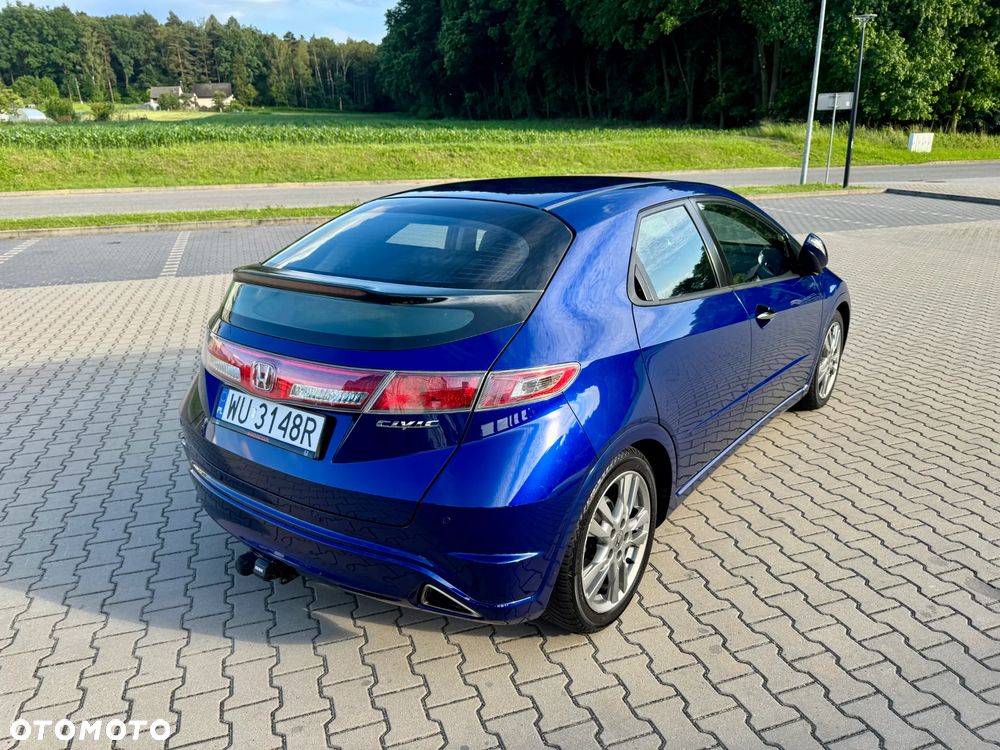 Honda Civic 1.8 GT Special Edition - 9