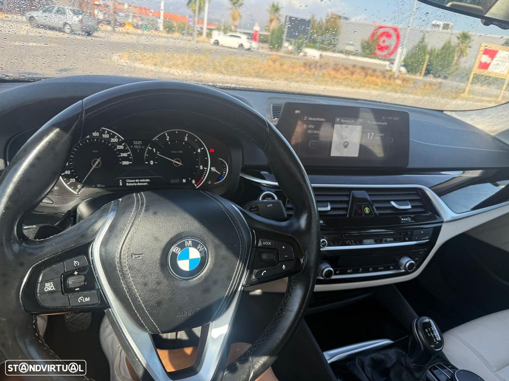 BMW 520 d Line Luxury - 8