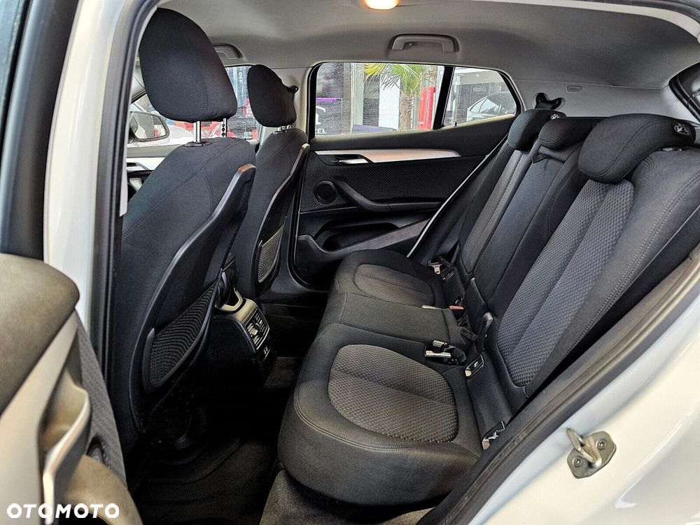 BMW X2 - 15