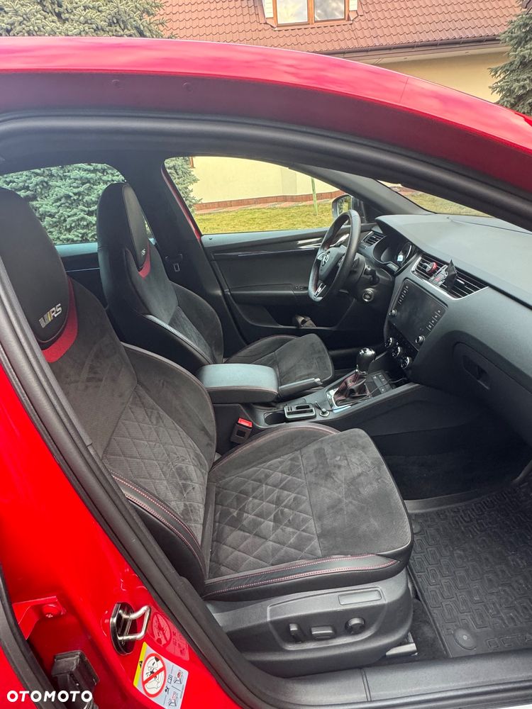 Skoda Octavia 2.0 TSI RS Challenge 245 DSG - 6