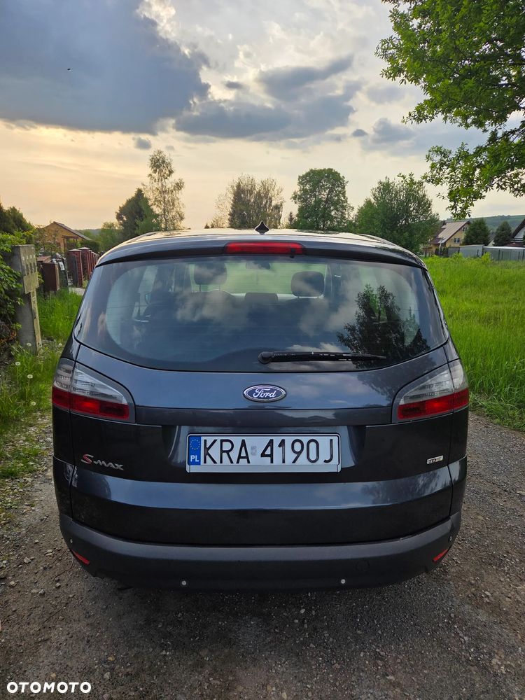 Ford S-Max 2.0 TDCi DPF Titanium - 9