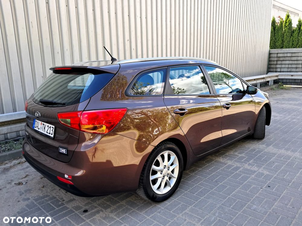Kia Ceed 1.6 GDI Edition 7 - 17