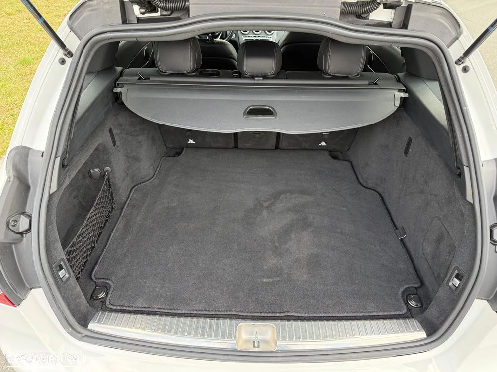 Mercedes-Benz C 300 d AMG Line - 4