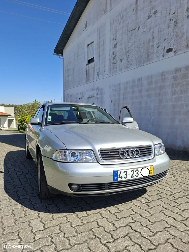 Audi A4 Avant - 4