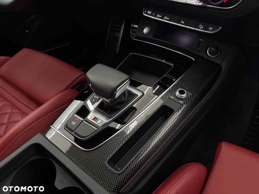 Audi SQ5 - 5