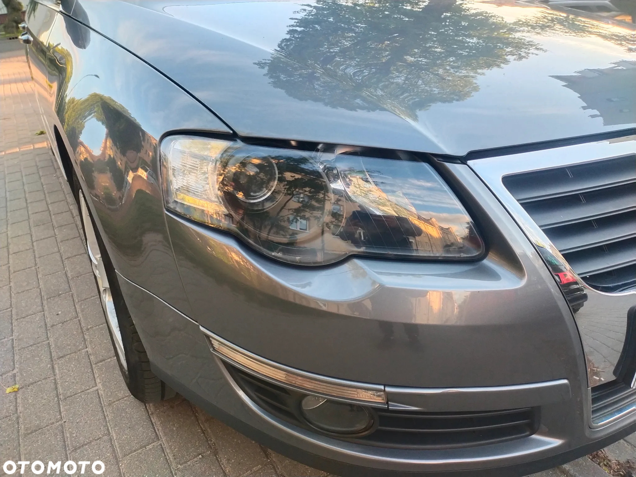 Volkswagen Passat 1.6 FSI Highline - 5