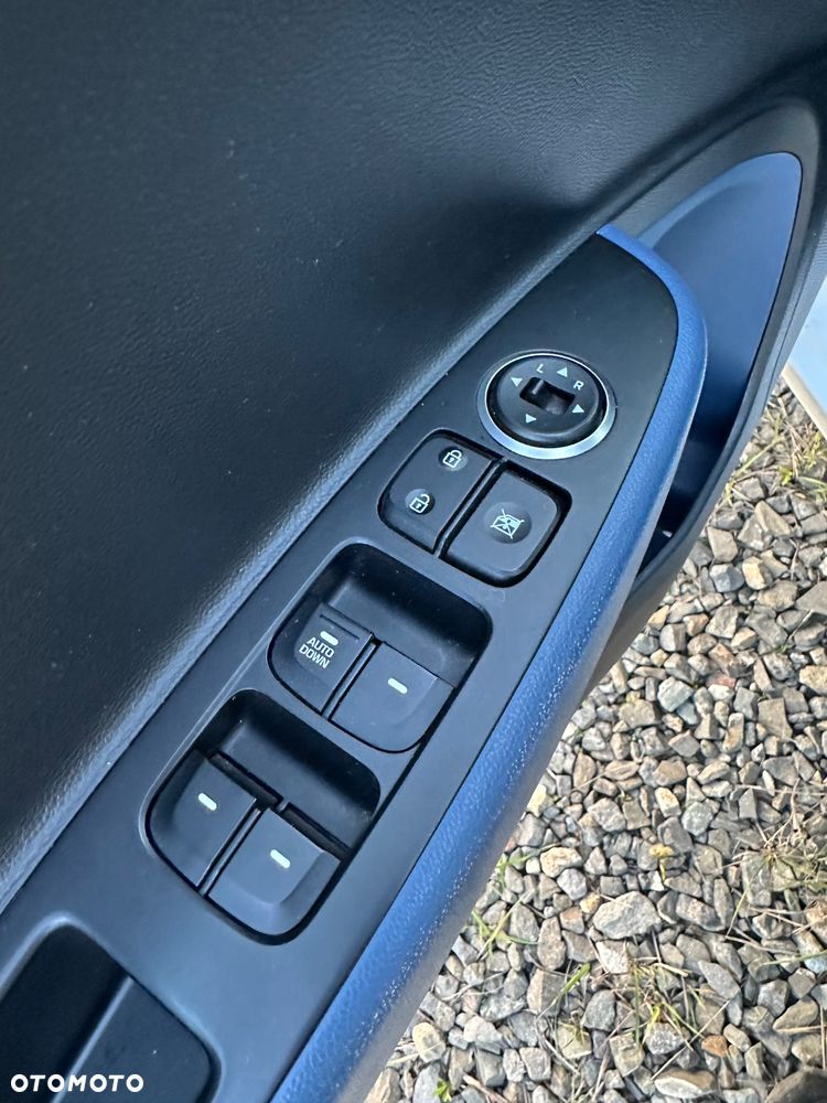 Hyundai i10 1.0 Premium - 19