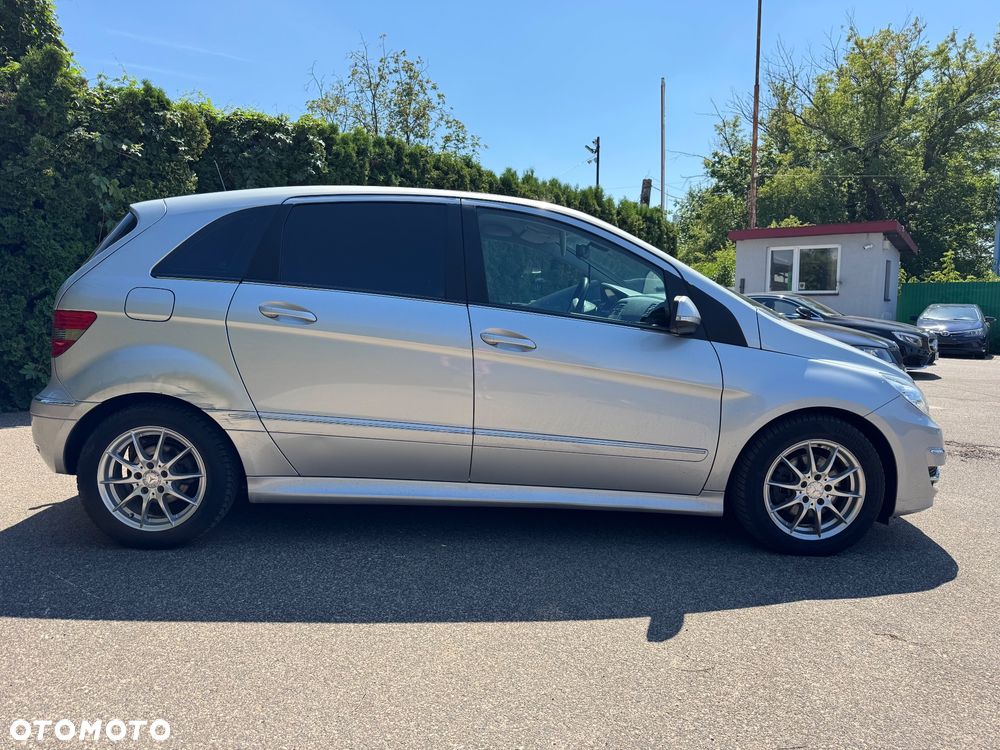 Mercedes-Benz Klasa B 200 CDI Autotronic Special Edition - 9