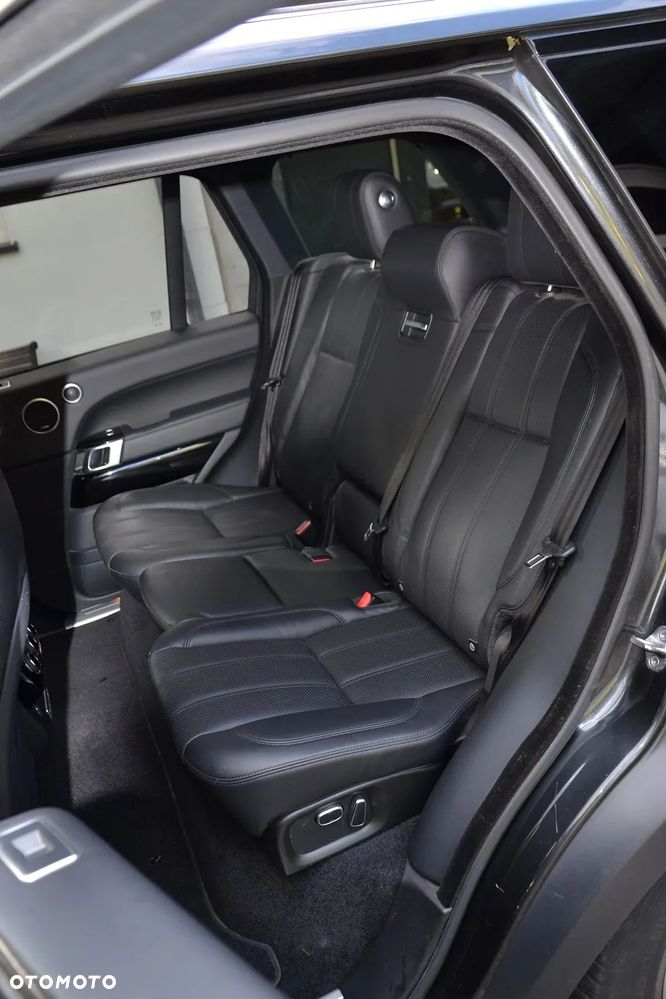 Land Rover Range Rover 4.4SD V8 LWB Vogue EU6 - 19