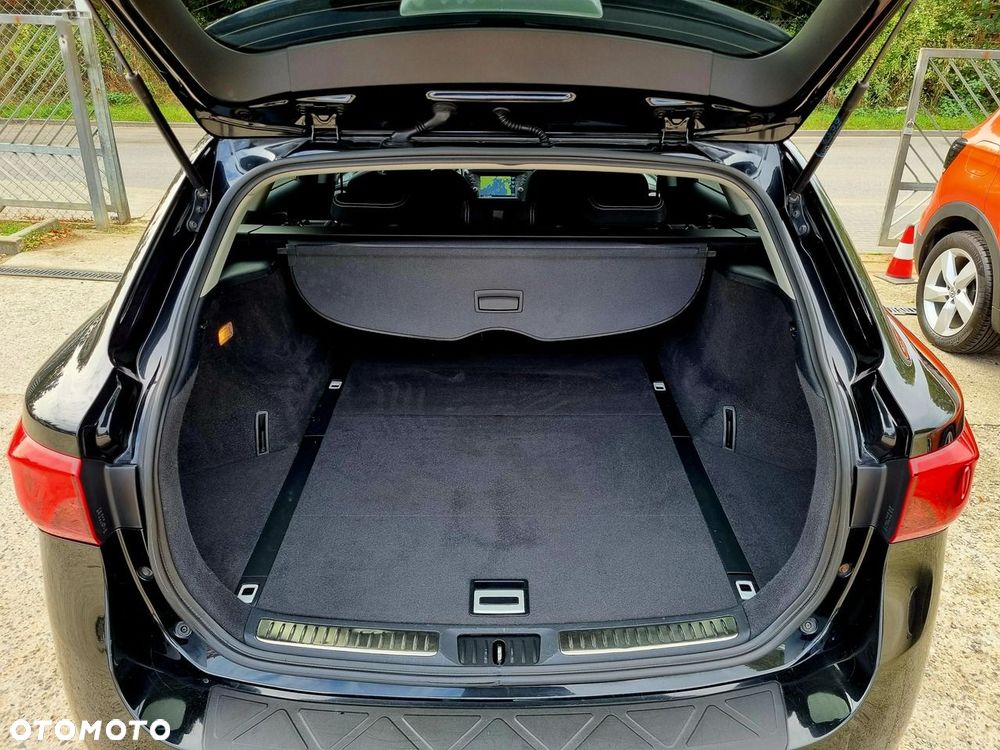 Toyota Avensis 1.8 Sol NAVI MS - 13