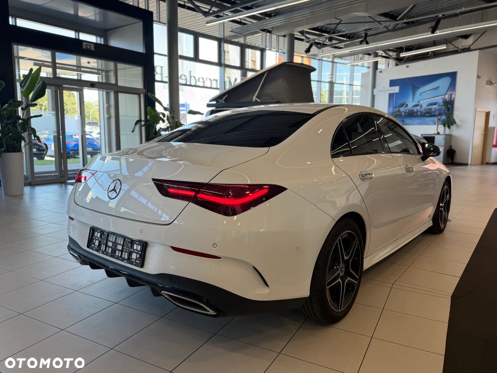 Mercedes-Benz CLA 200 AMG Line 7G-DCT - 8