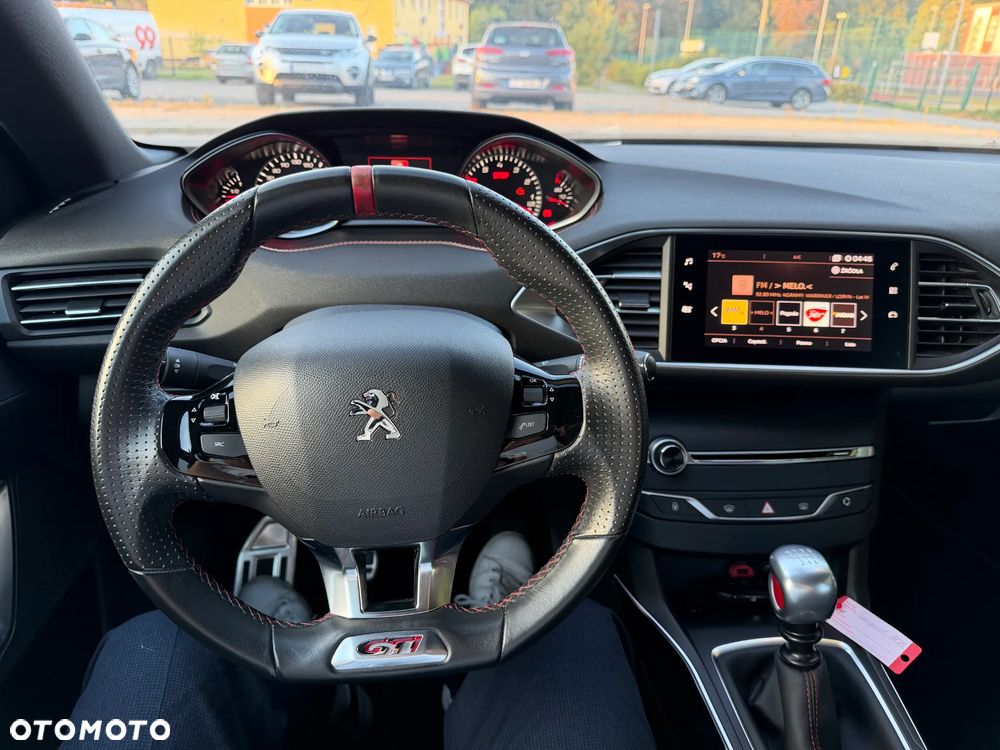 Peugeot 308 1.6 e-THP GTi by Sport S&S - 14