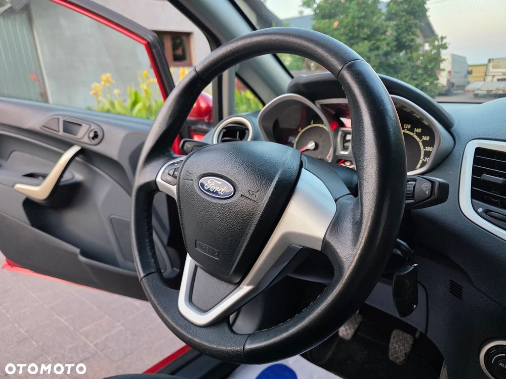Ford Fiesta 1.25 Titanium - 35