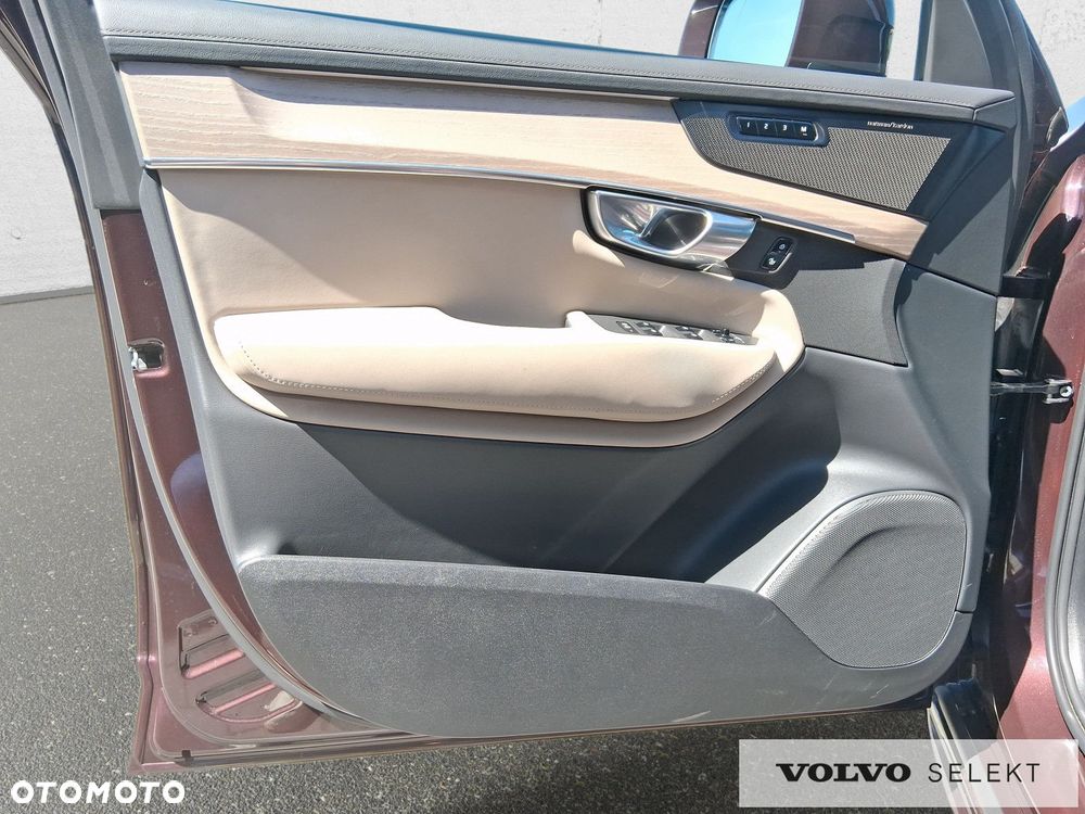 Volvo XC 90 - 12