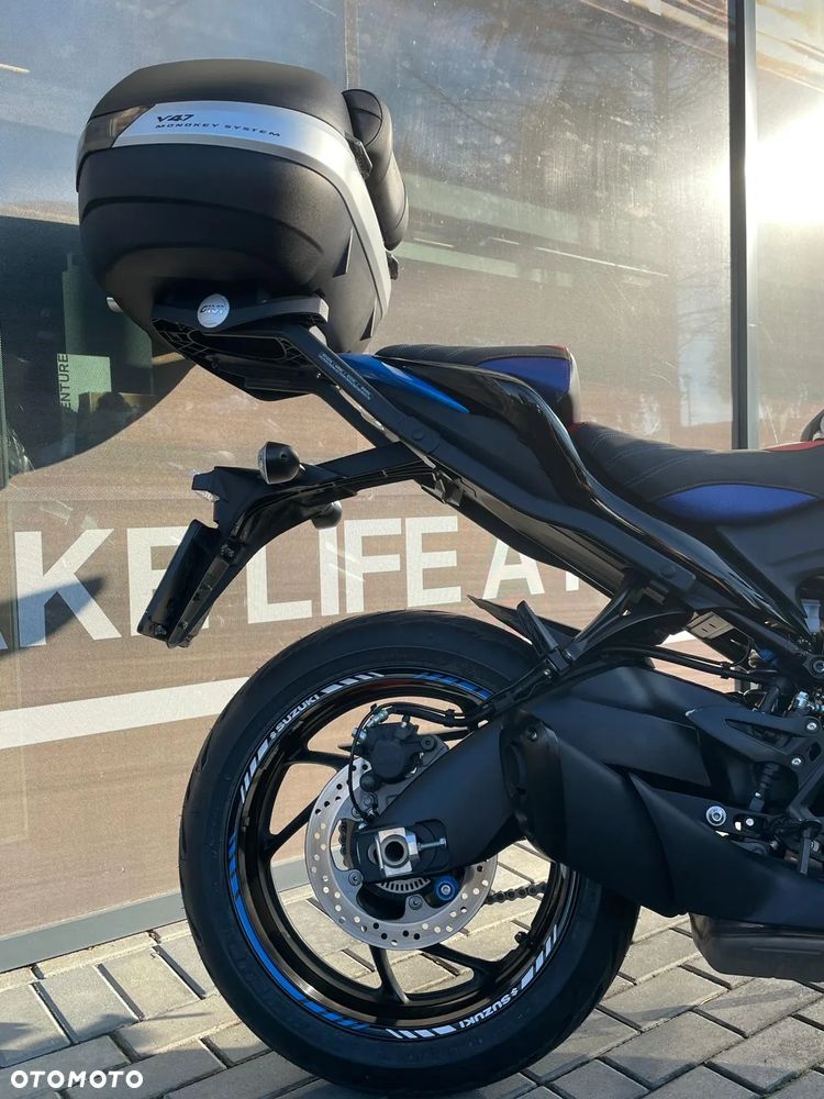 Suzuki GSX 1000 - 6