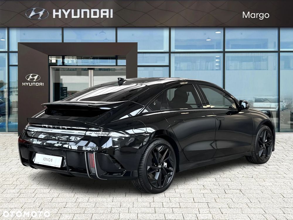 Hyundai IONIQ 6 77kWh Black Edition - 4