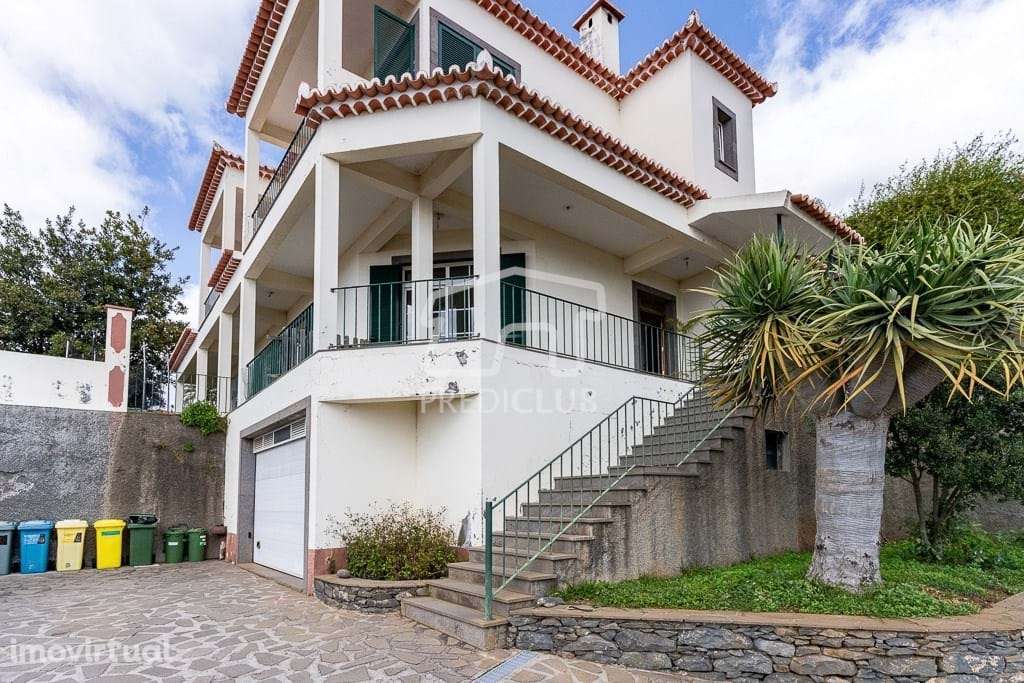 Moradia T4 - Jardim Botânico - Grande imagem: 3/29