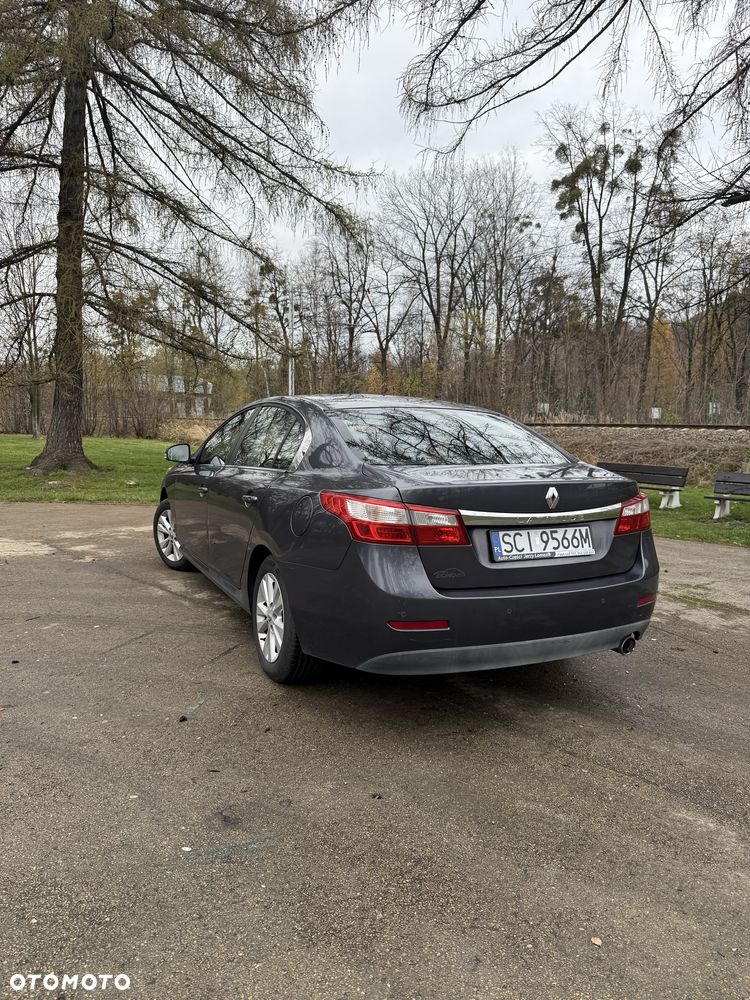 Renault Latitude - 3