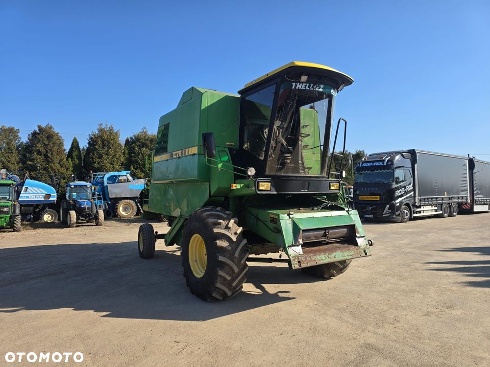 John Deere 1075 - 4