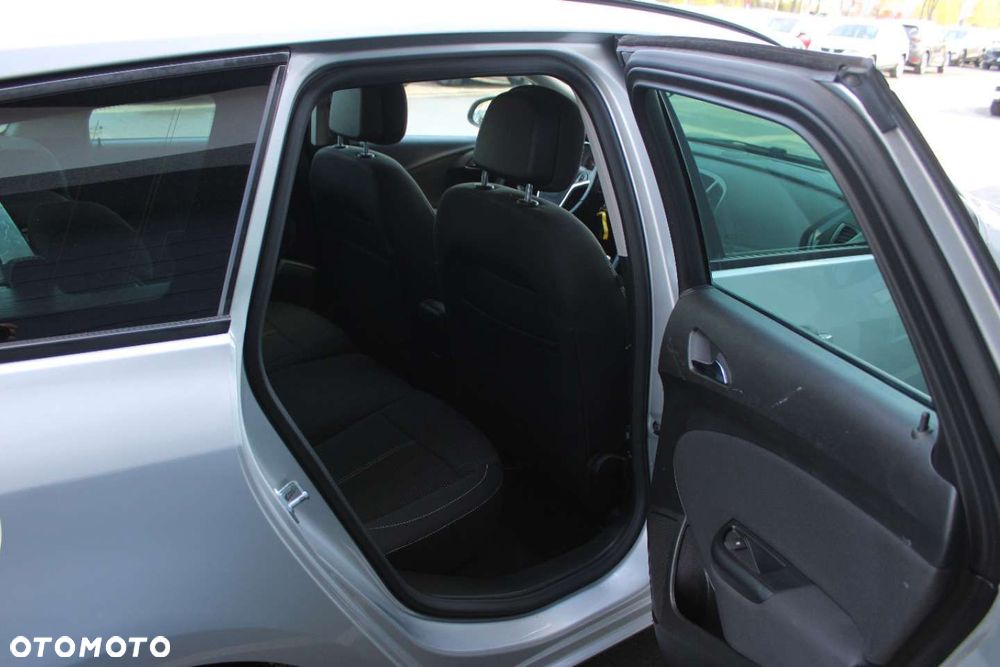 Opel Astra - 20