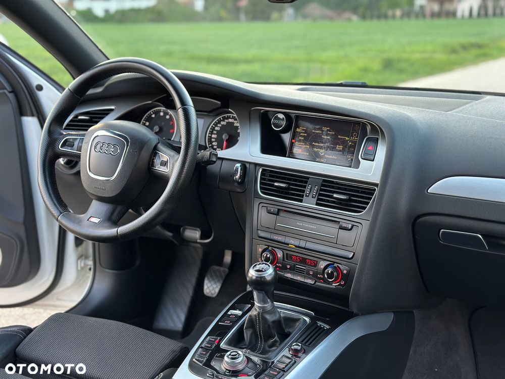 Audi A4 Avant - 23