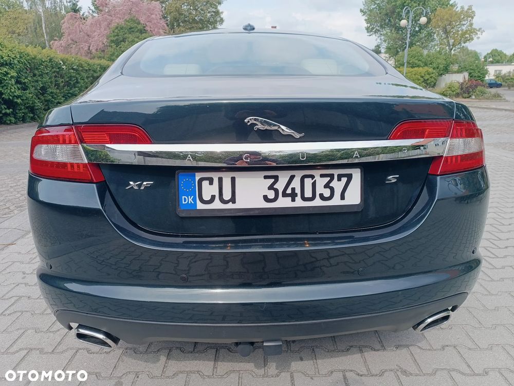 Jaguar XF 3.0 V6 S Premium Luxury - 4