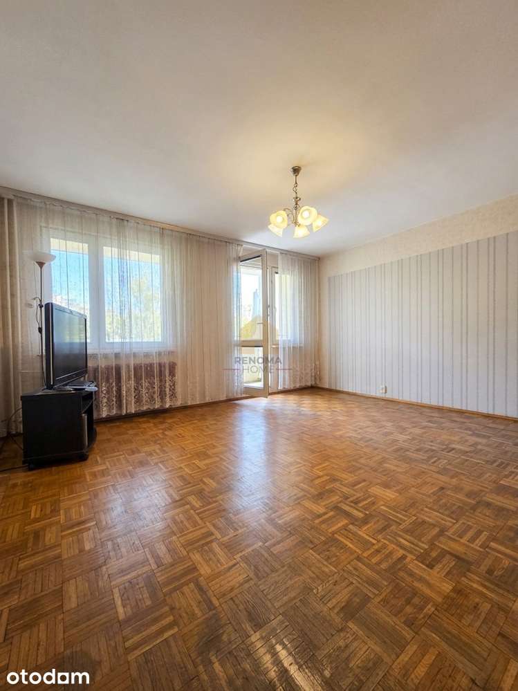 3 pokoje + balkon, 68m2, parking, do remontu