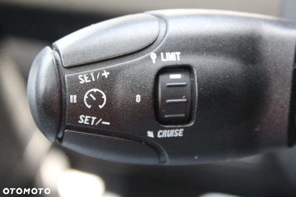 Peugeot 308 CC 1.6 HDi Sport - 17