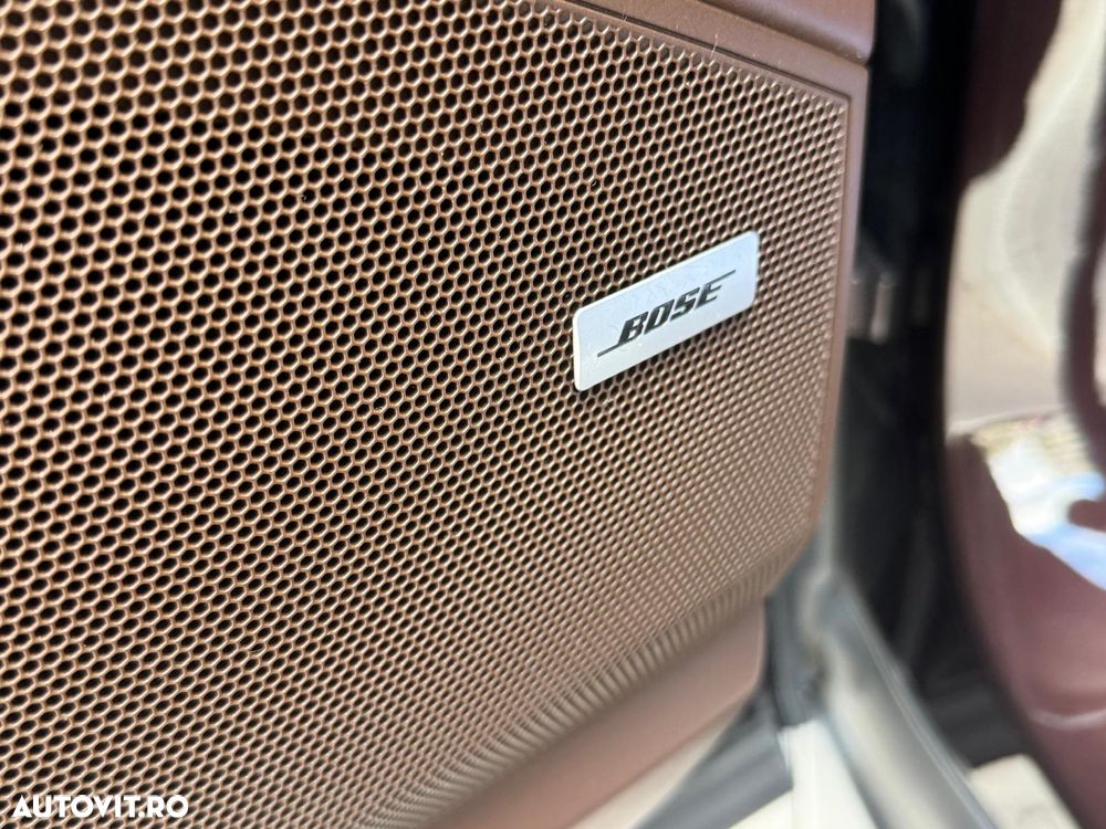 Porsche Cayenne - 9