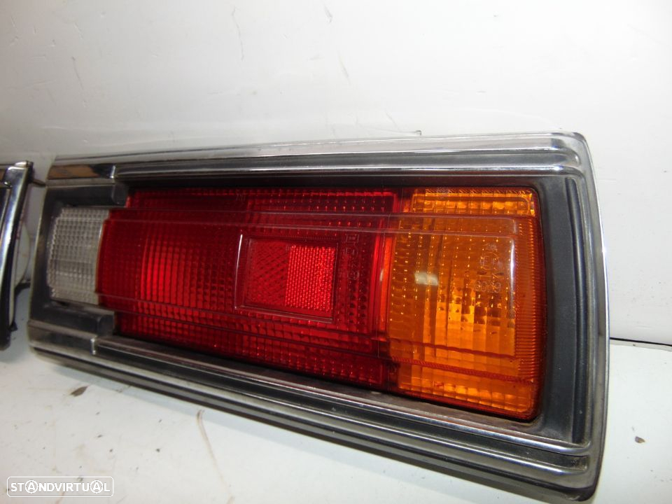 Datsun sunny farolins trás - 6