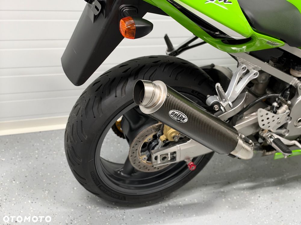 Kawasaki ZXR - 8