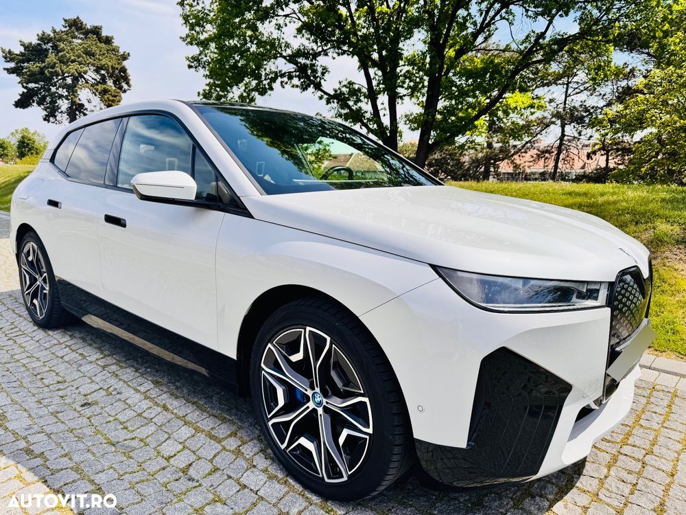 BMW iX xDrive40 - 22