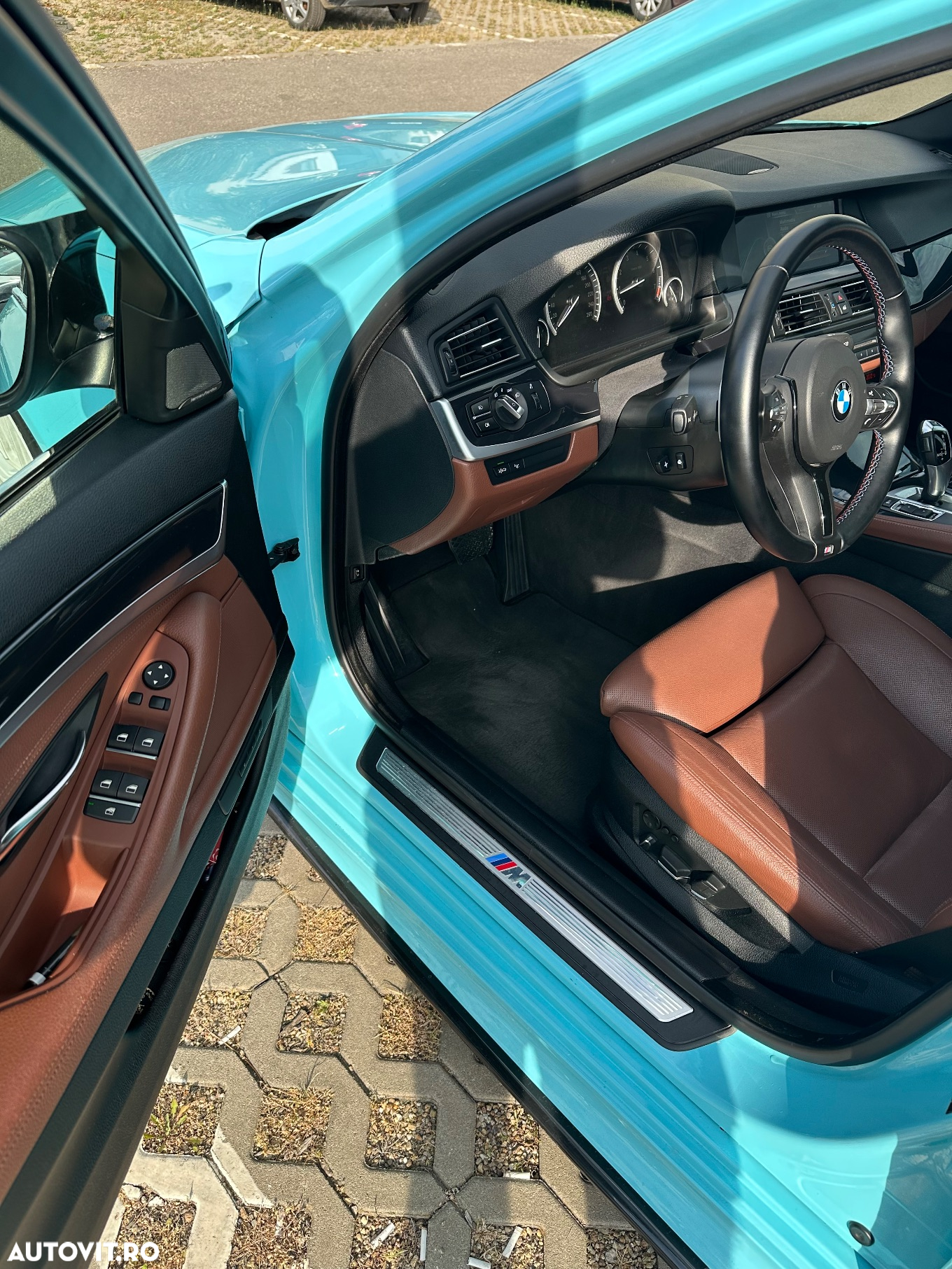 BMW Seria 5 535i - 12