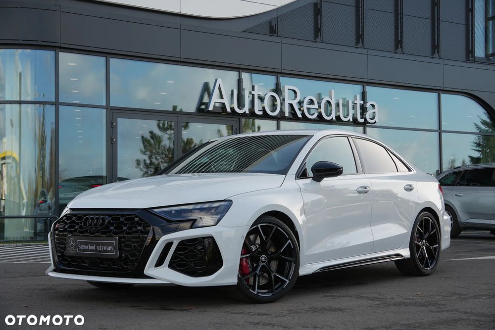 Audi RS3 Limousine TFSI Quattro S tronic - 1