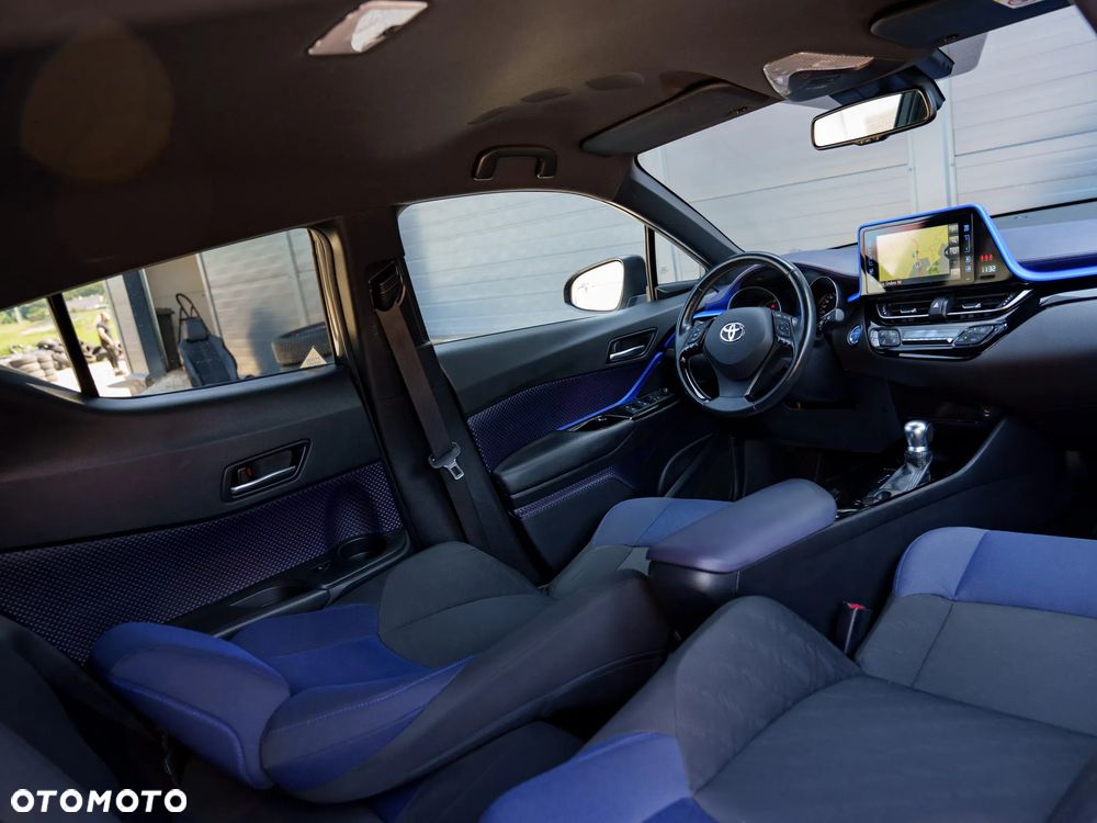 Toyota C-HR Business-Edition - 18
