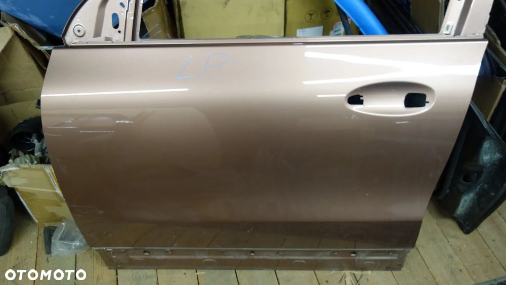 drzwi przód lewy mercedes W247 - 2