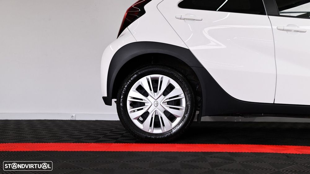 Toyota Aygo X 1.0 Play CVT - 4