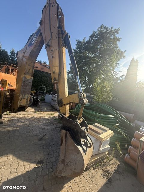 Caterpillar 432F2 - 10