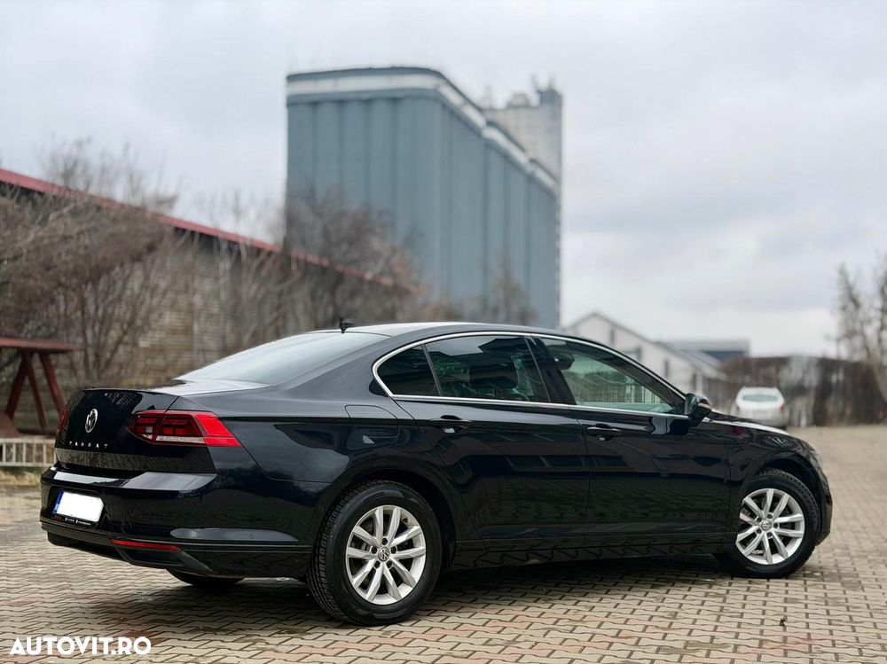 Volkswagen Passat 2.0 TDI DSG Comfortline - 5