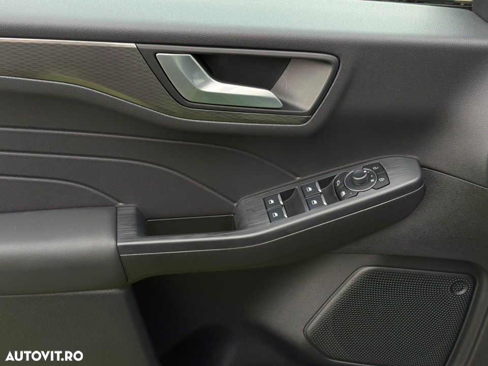 Ford Kuga 2.5 Duratec FWD PHEV Titanium - 18