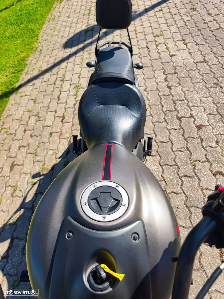 Kawasaki Vulcan 650 S - 4