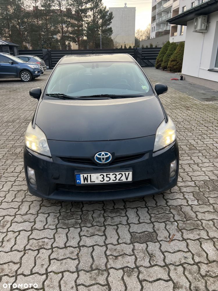 Toyota Prius 1.8 HSD Premium - 2
