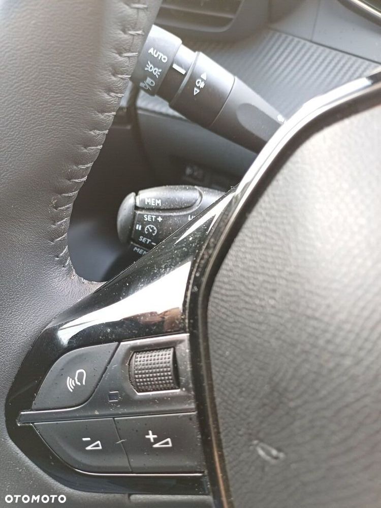 Peugeot 2008 - 26