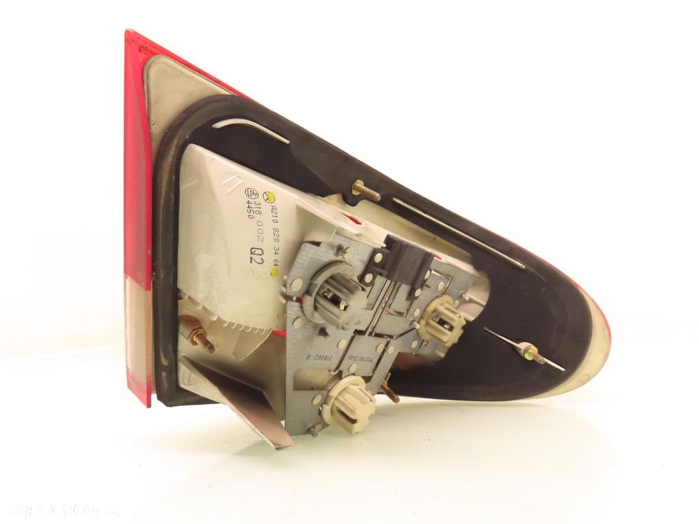LAMPA PRAWA TYLNA MERCEDES W210 LIFT SEDAN  A2108203464 - 2