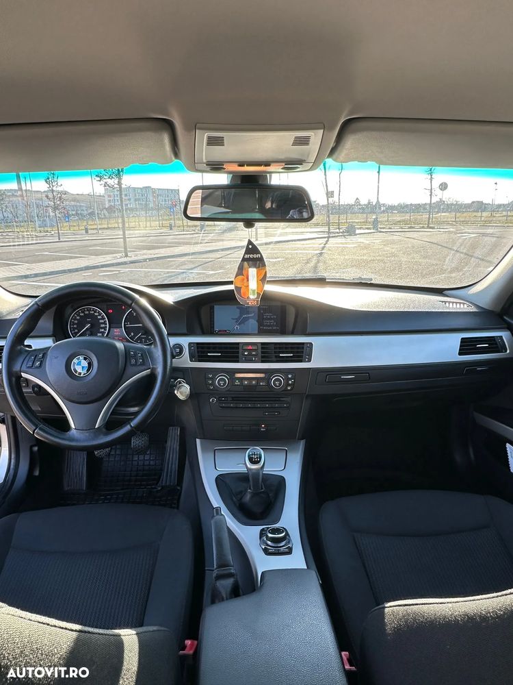 BMW Seria 3 318d DPF - 19