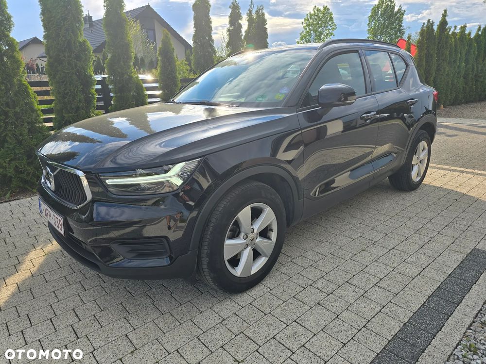 Volvo XC 40 T2 Momentum Pro - 3