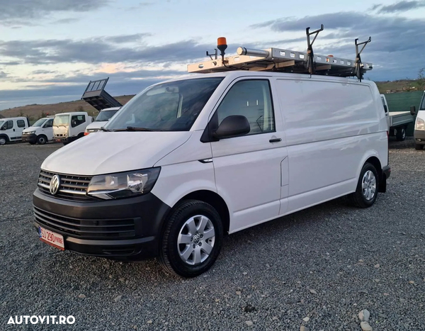 Volkswagen T6 Transporter, 2.0 TDI, maxi van, 4Motion,(4x4),  A/C , webasto, 07/2015 ,  FACTURA cu tva DEDUCTIBIL, seap, finantare PJ, rate cu buletrinul PF