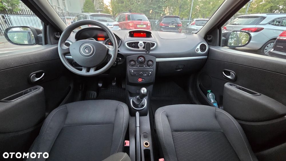 Renault Clio - 5