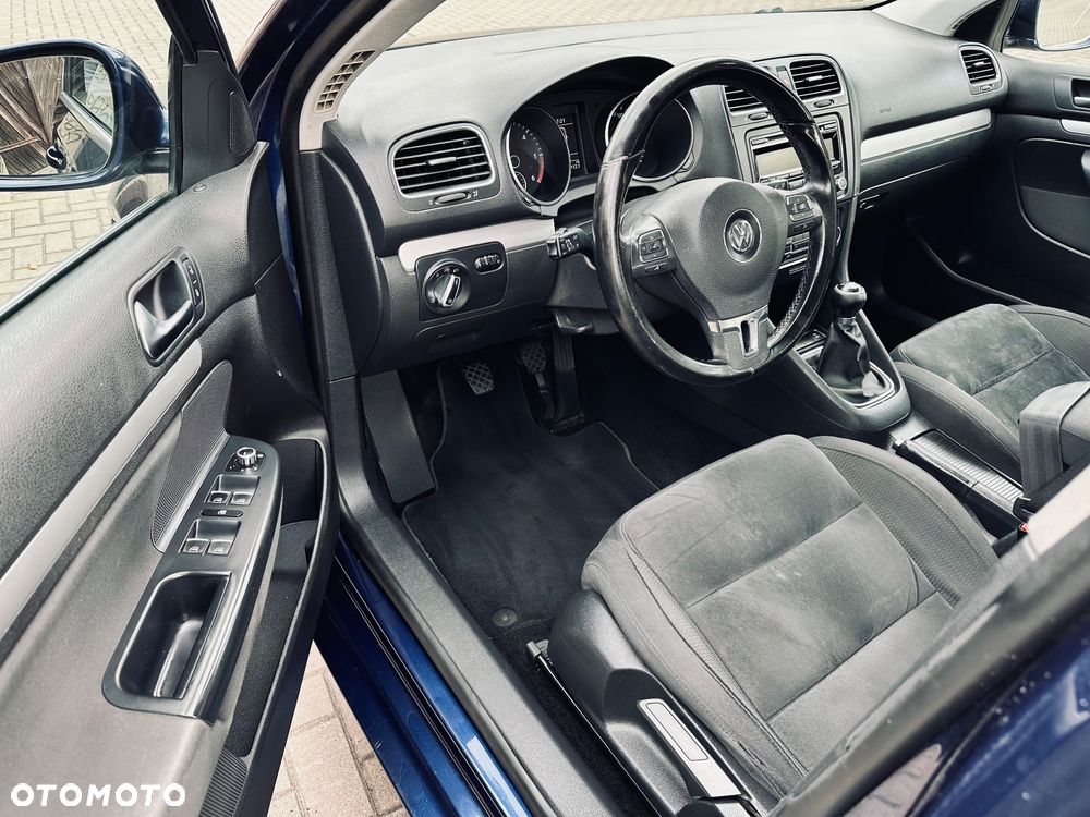 Volkswagen Golf 1.6 TDI DPF Highline - 15